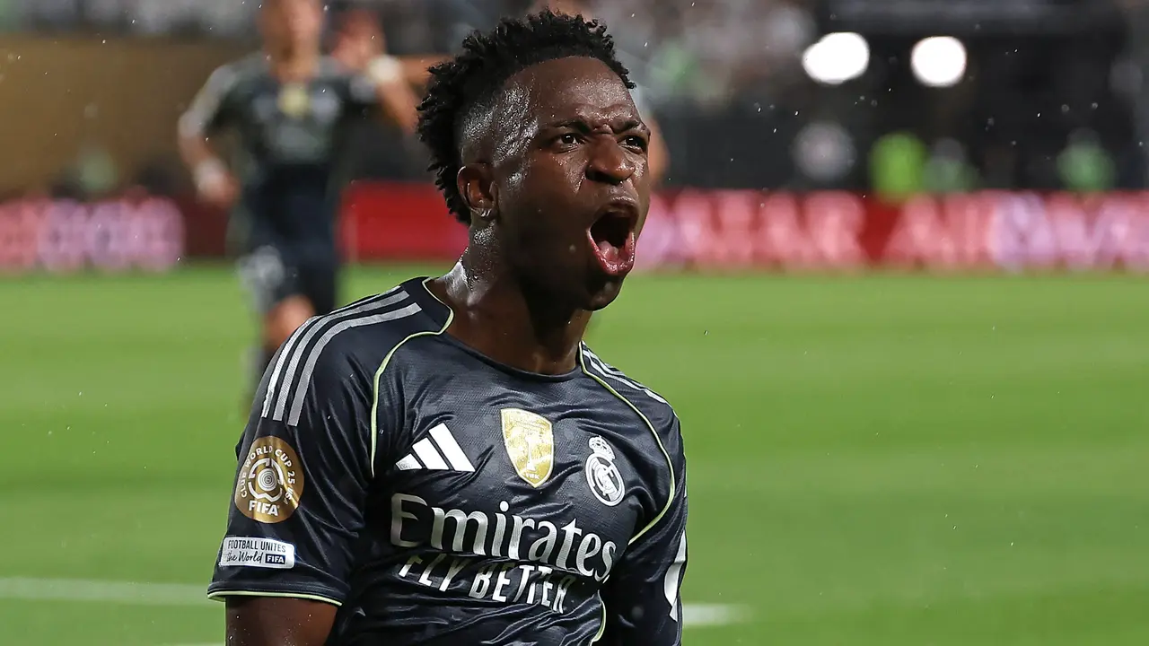 Hazard Bela Vinicius Junior di Tengah Kritik, Tekankan Kemenangan Real Madrid Lebih Utama