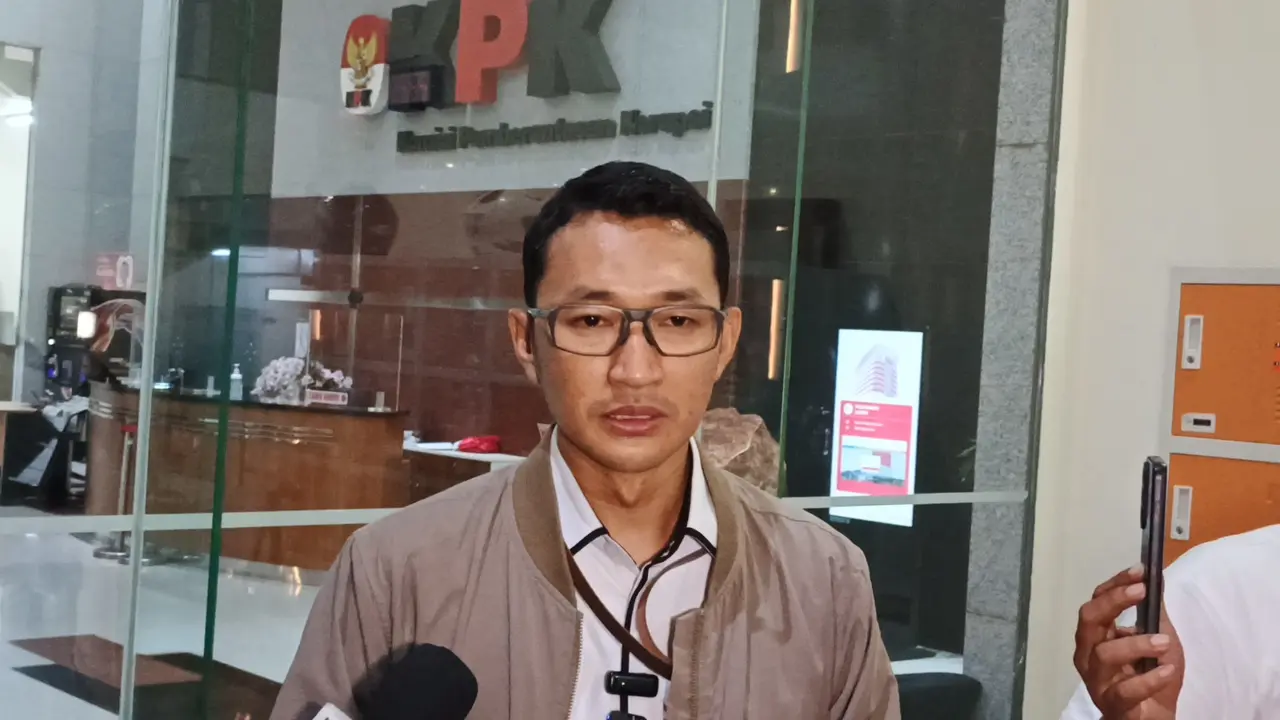 KPK Amankan 20 Koper Berisi Rupiah dan Valas dalam OTT BPN Bogor